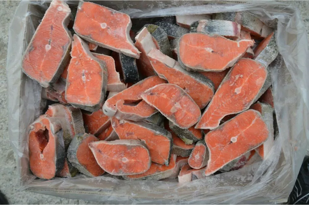 фотография продукта Просрок рыбы лососевых пород. 